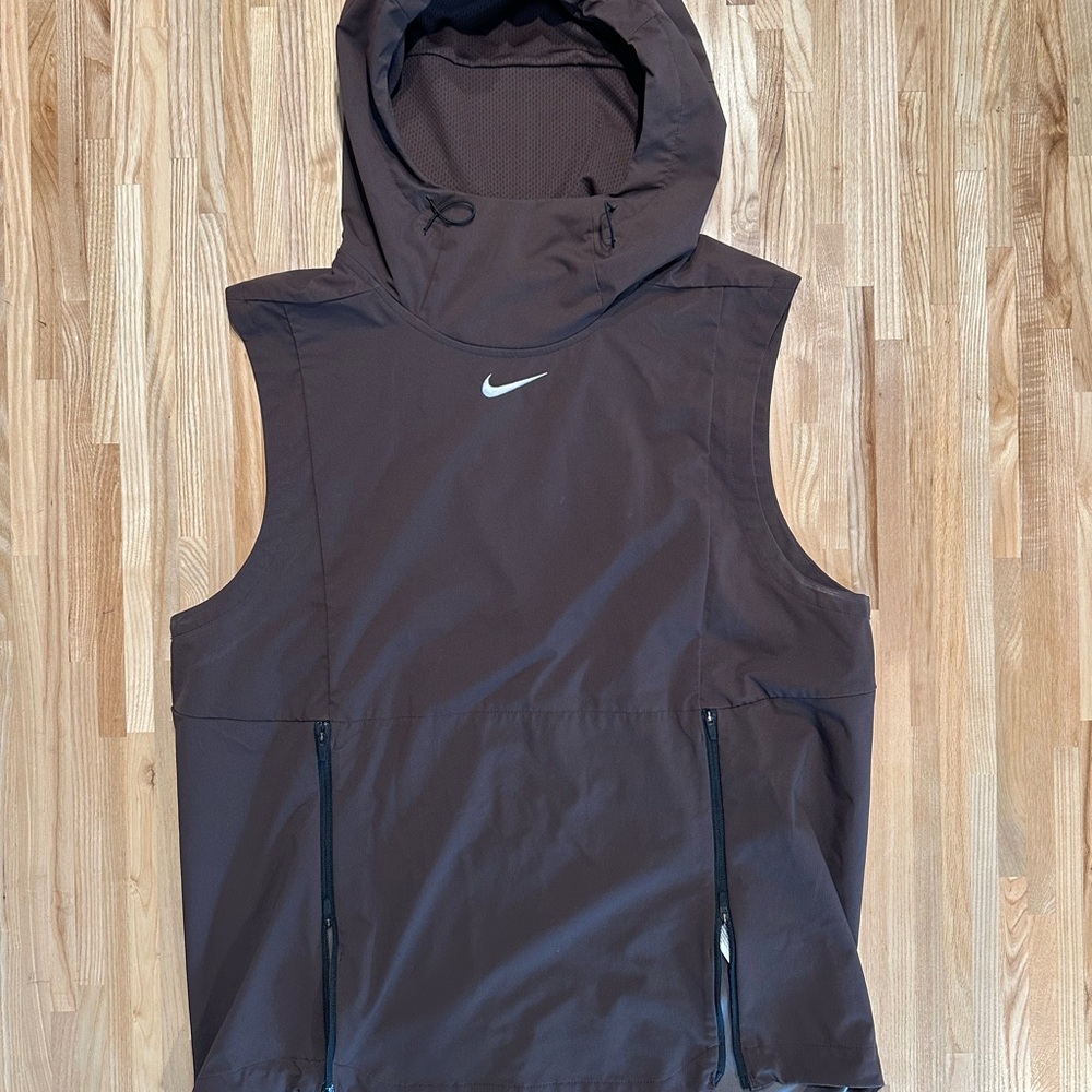 Nike Alpha Fly Rush Vest Brown